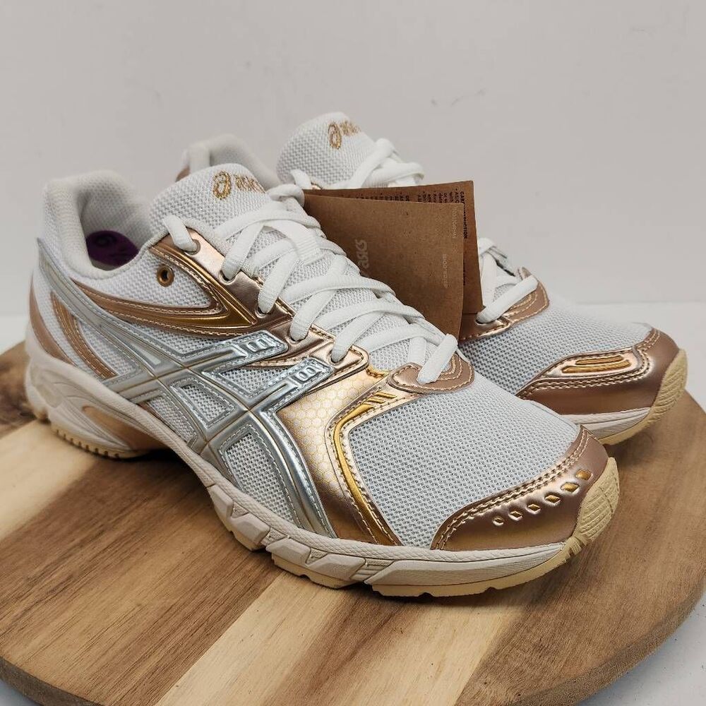 Asics GEL-DS TRAINER 14 Women's Size 7 Gold White Creme - Picture 3 of 9
